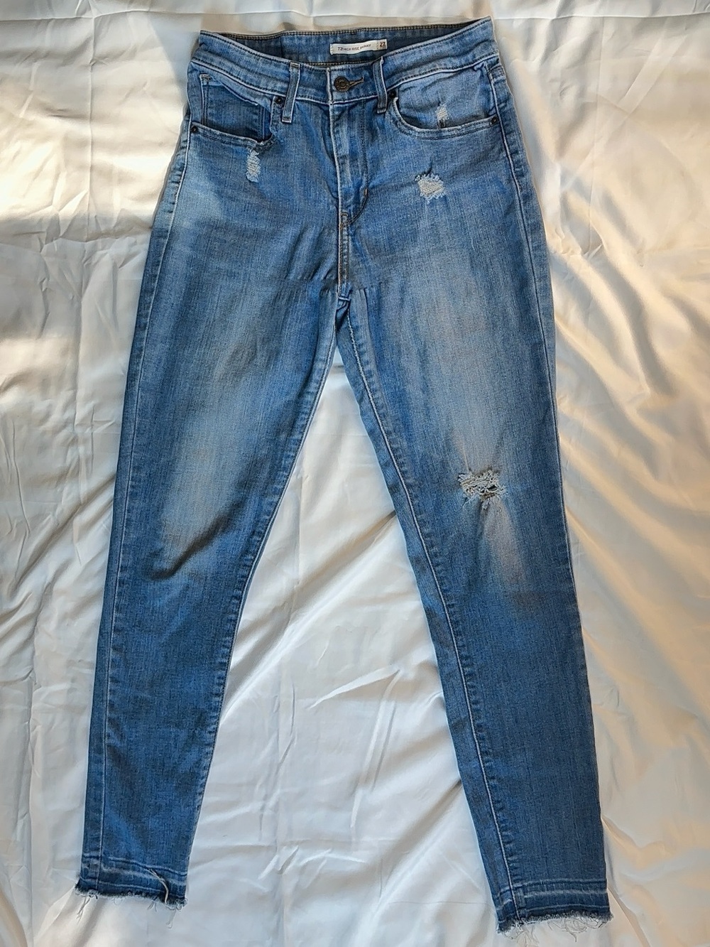 Levi’s 721 High Rise Skinny Jeans 27 Distressed Raw Hem Light Wash